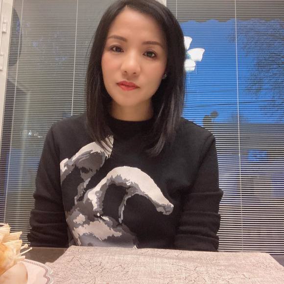 stephaniequ